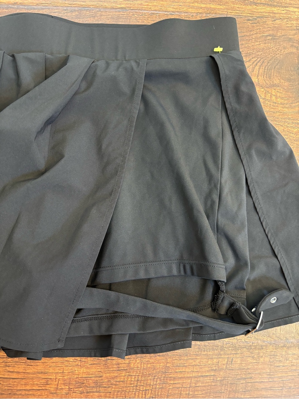 HALARA Breezeful High Waisted Pleated 2-in-1 Pocket Adjustable Buckle Skirt XL - Picture 3 of 8
